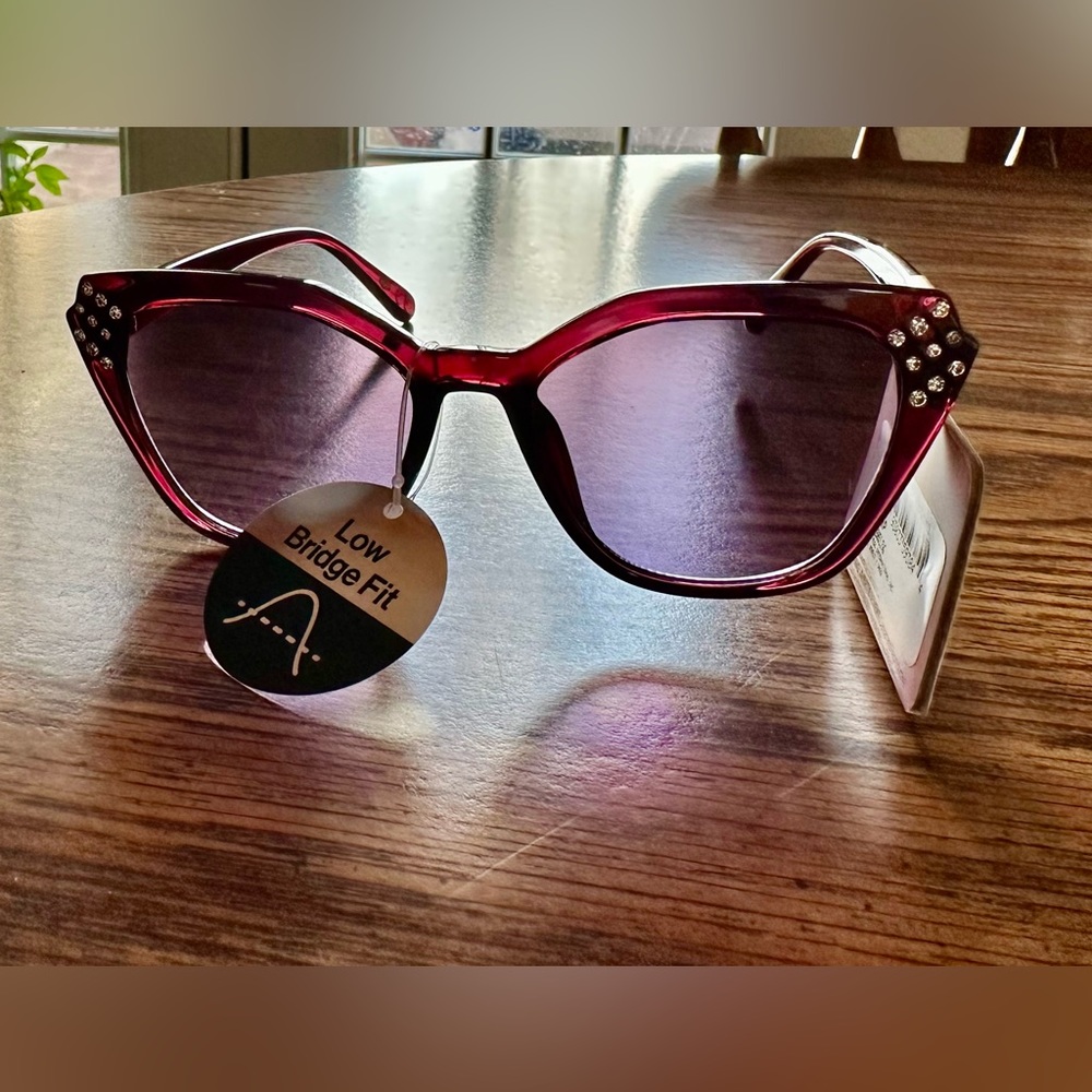 Foster grant low bridge cat eye sunglasses